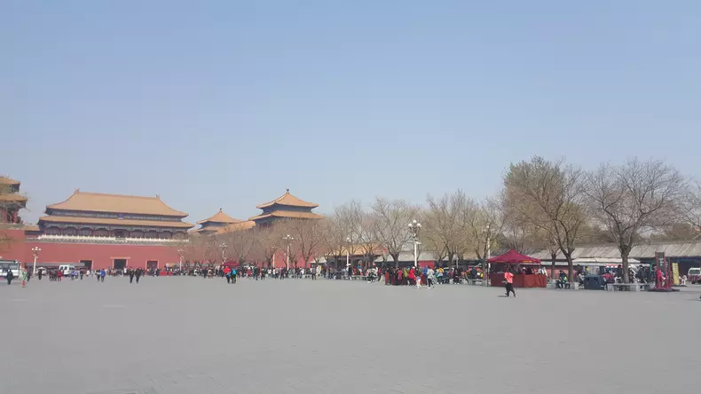 Corespondență din Beijing/ Doina Ruști în Orașul Interzis