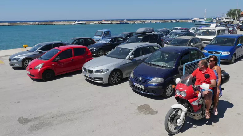 turisti romani samothraki (12)