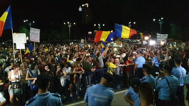 victoriei protest 48