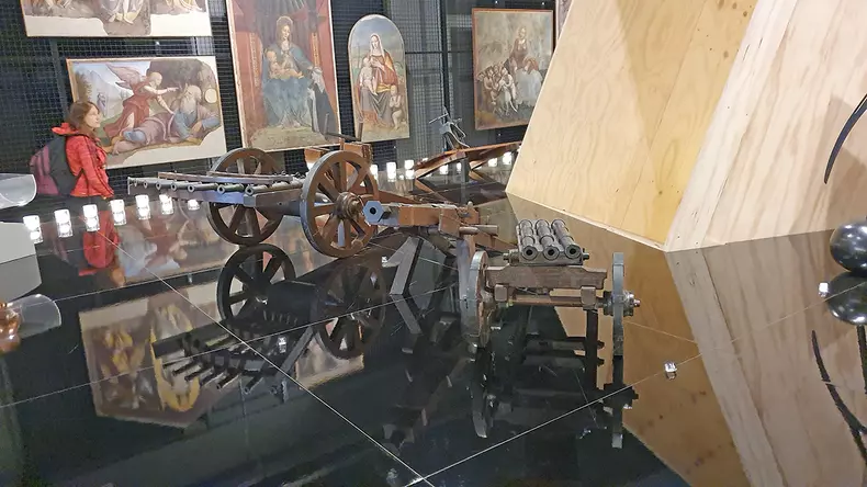 Tunuri cu 1, 3 și 8 guri de foc