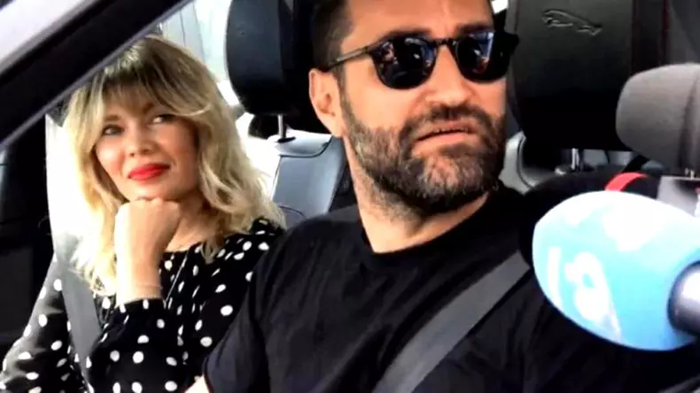 Smiley-și-Gina-Pistol-1024x576