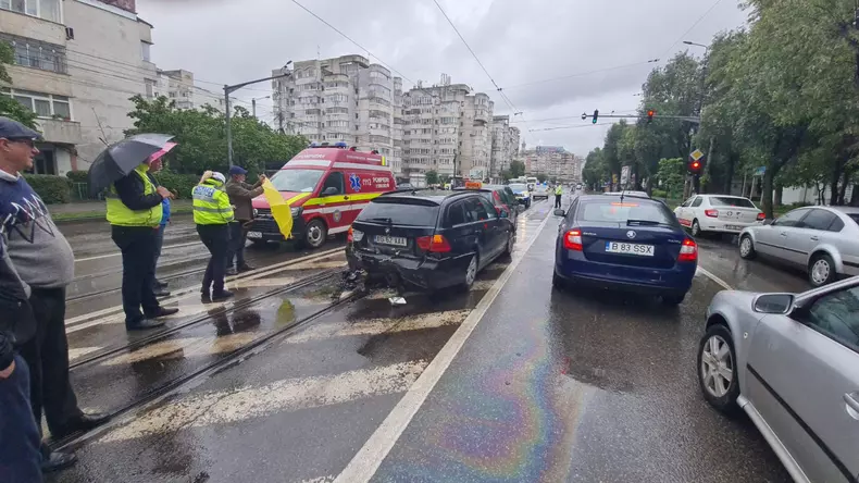 accident scoala camion FOTO razvan Toma3