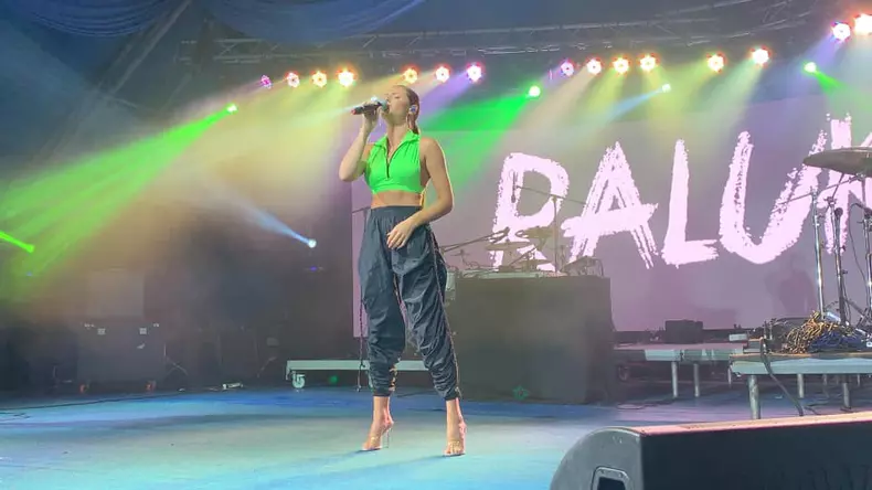 raluka jurat la superstar 1