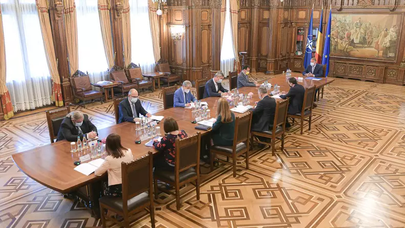 klaus-iohannis-inceput-consultari-cotroceni-romania-educata-florin-citu-ludovic-orban-sorin-cimpeanu-2