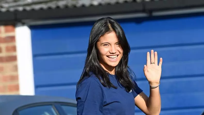 Emma Raducanu returns to her Bromley home to be reunited with her family