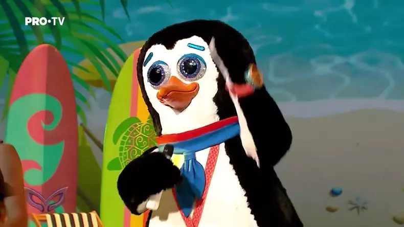 cine-este-pinguinul-de-la-masked-singer-4