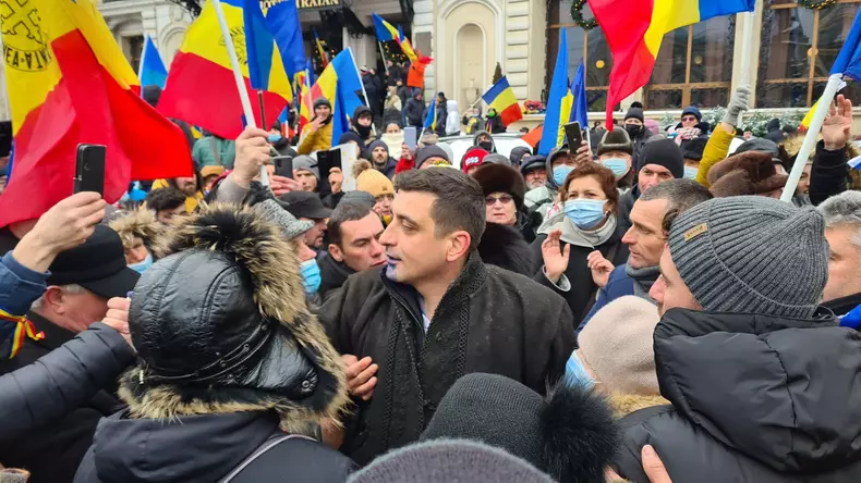 0b2fc311-4b2b-4330-8cc1-e5218a01f2ff