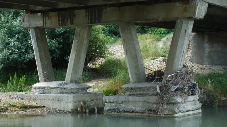 sequence-01-still006