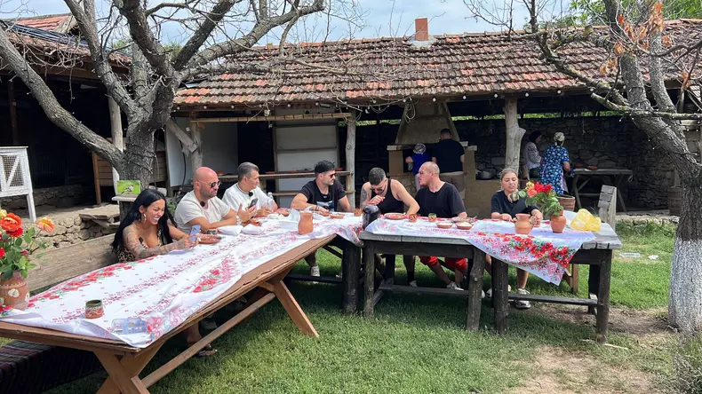 poftiti-la-targbutuceni4-1