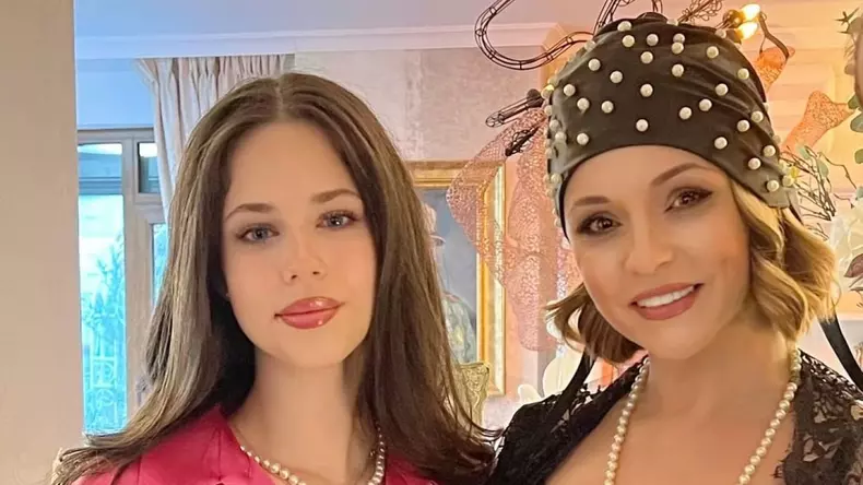 andreea-marin-si-violeta-2