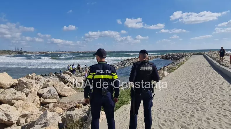 cadavrul-unui-bebelus-gasit-pe-plaja-in-eforie-nord-5