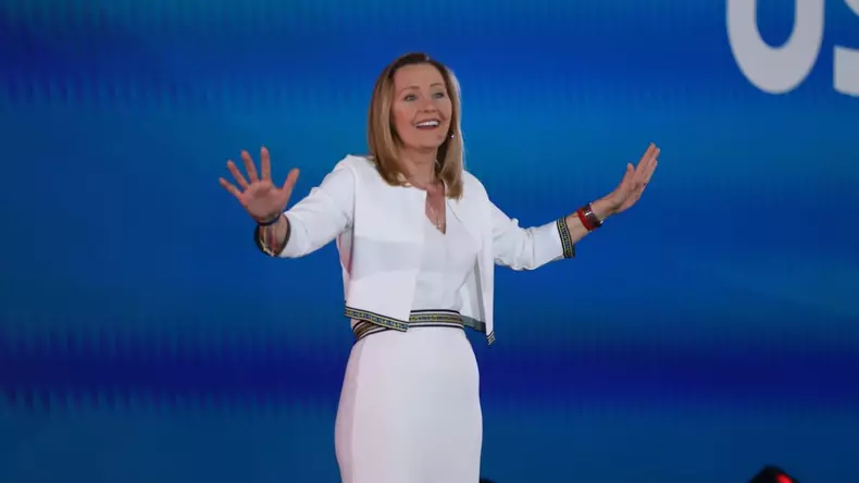 Elena Lasconi, candidatul USR la președinția RomânieiElena Lasconi, candidatul USR la președinția României