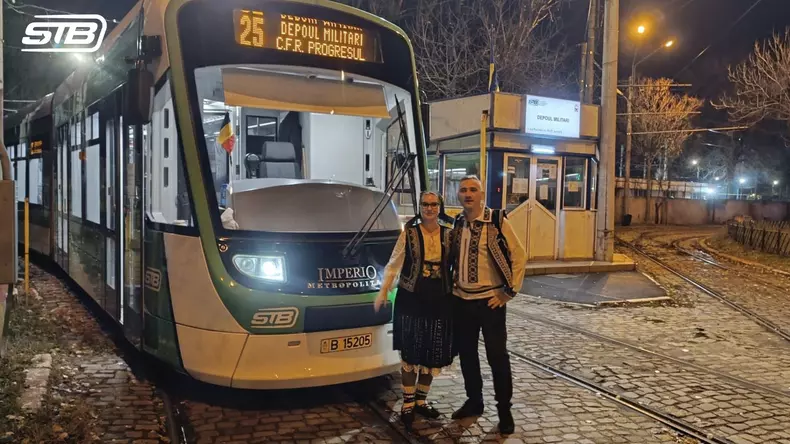 Vatmanii STB au îmbăracat portul popular -Foto facebook