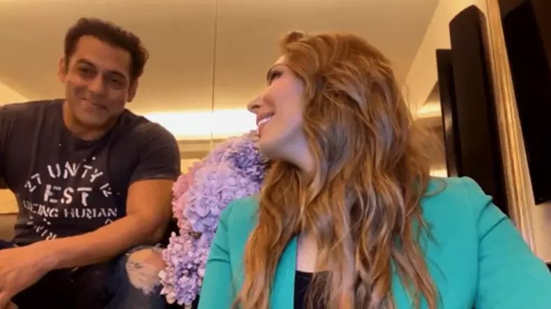 VIDEO Ce i-a spus Salman Khan Iuliei Vântur, atunci când vedeta a decis să urmeze o carieră muzicală. „Mi-au trebuit ani de zile de muncă, să dovedesc!”