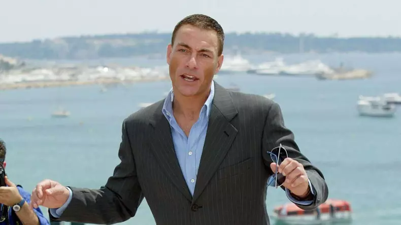 Jean-Claude Van Damme are plângere penală la DIICOT Iași pentru trafic de persoane