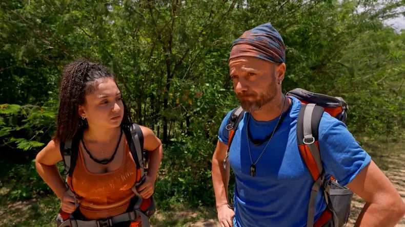 Tavi si Adina dialog