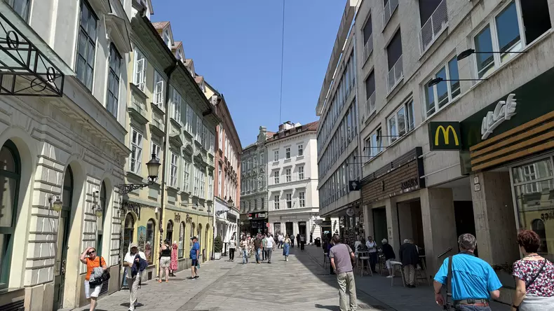 Imagine din Bratislava, capitala Slovaciei, iunie 2025 (4)