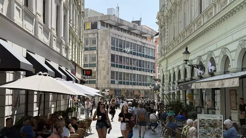 Imagine din Bratislava, capitala Slovaciei, iunie 2025 (8)