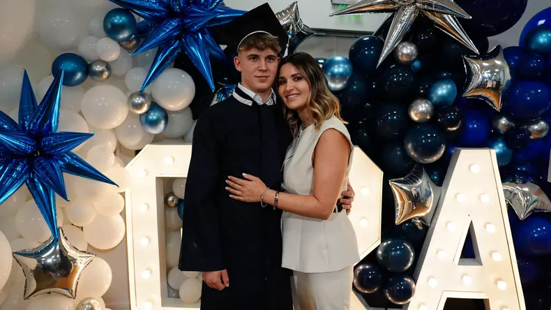 Ela Craciun si Fiul cel mare Alex