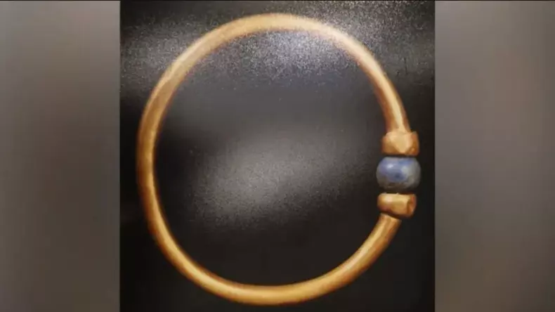 bratara-aur-veche-3000-ani-furata-muzeu-cairo-topita-anunta-egipt