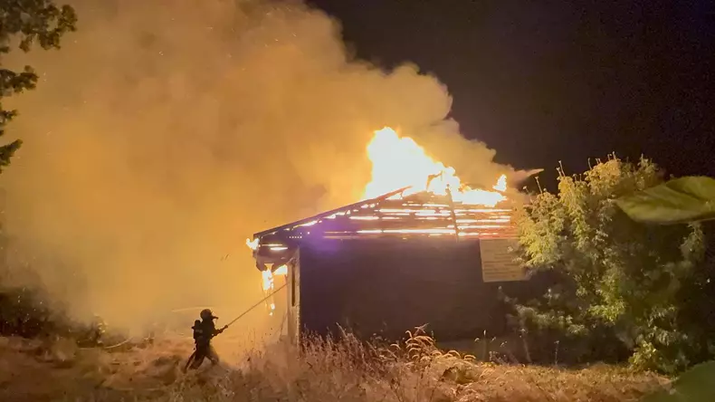 Imagine de la incendiul din Galați. Foto: ISU
