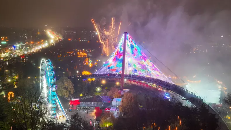 Târgul de Crăciun București 2025 (1)