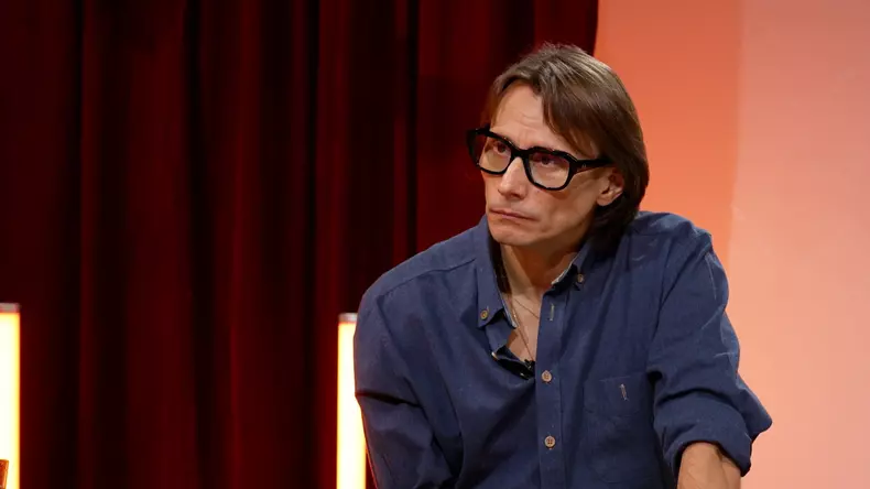 marius manole intrebarea mesei rotunde acasa tv