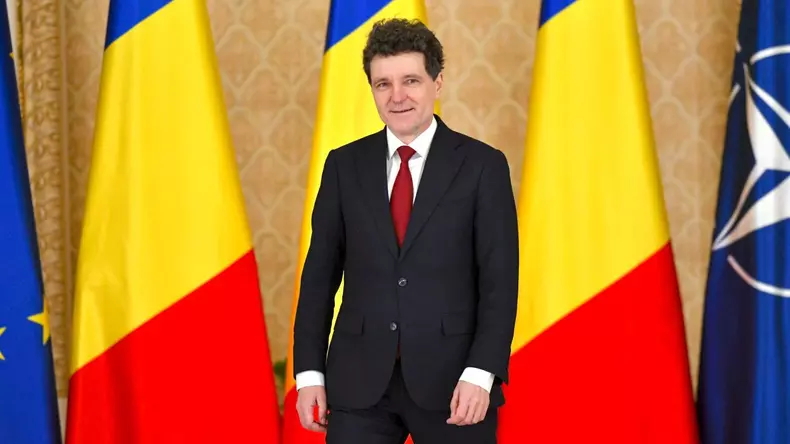 Nicușor Dan nu are nicio soluție la trei luni după ce Ucraina a anunțat că va închide mai multe licee cu predare în română