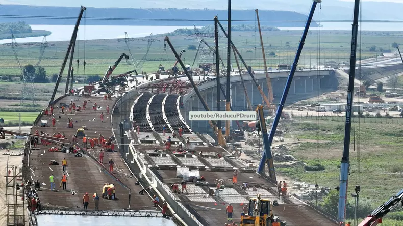 viaductul de la Cleja autostrada A7 (4)
