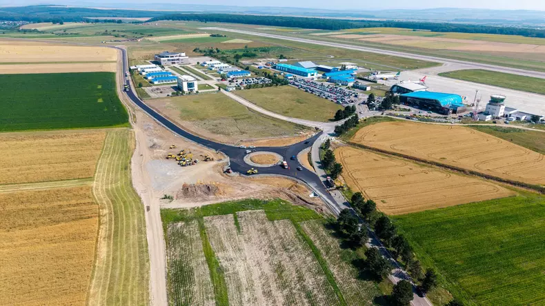 drum de legatură spre Aeroportul Suceava (1)