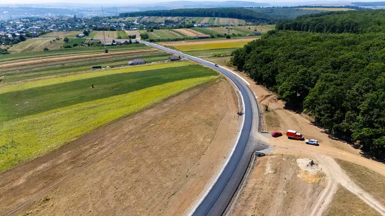 drum de legatura spre Aeroportul Suceava