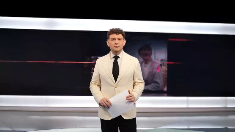 Mihai Ghita prezentator Kanal D In oglinda Asta-i Romania (1)