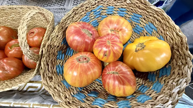 rosii piata obor bucuresti_ (11)