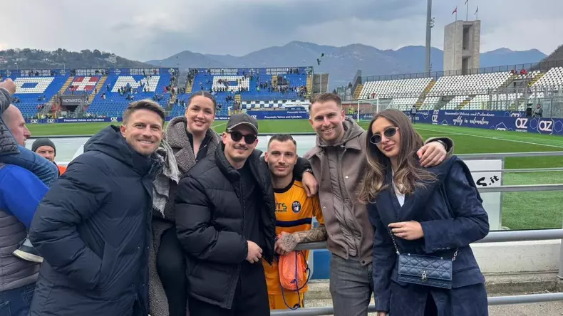 STOJLIKOVICI SI HERLEA la PISA