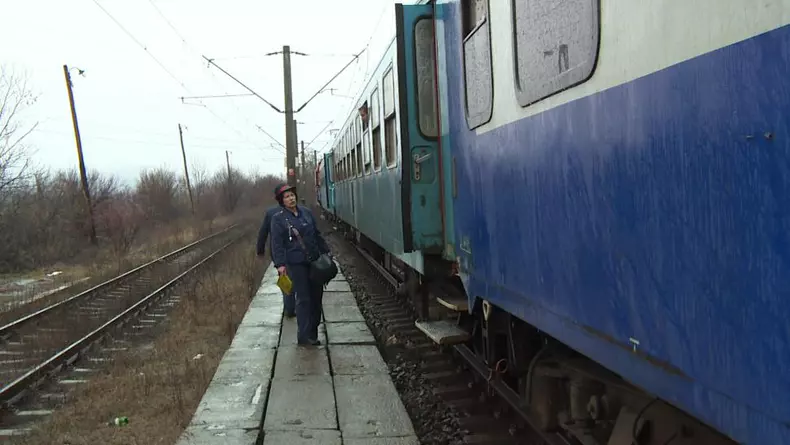 blocați în tren de Ziua Îndrăgostiților, în județul Gorj (2)