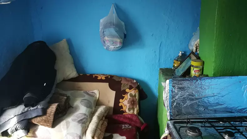 Ana-Maria, mama adolescentă din Botoșani, cu băiețelul ei