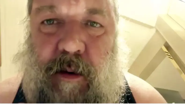 CELEBRITY SOCIAL MEDIA PHOTOS