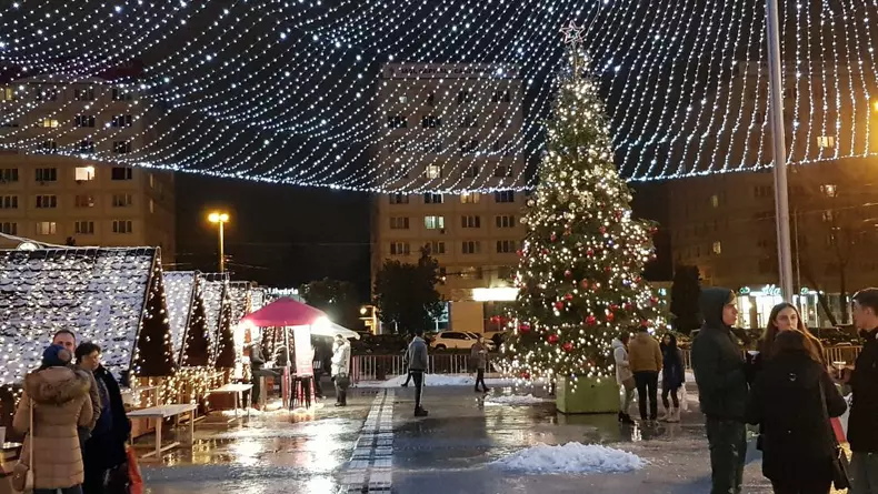 targuri craciun iasi (2)