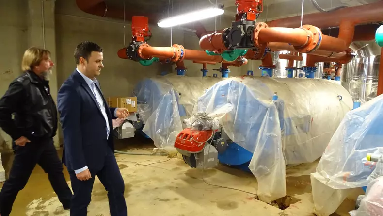 Bazinul olimpic Otopeni