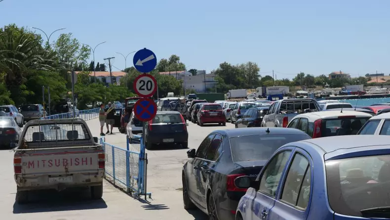 turisti romani samothraki (5)