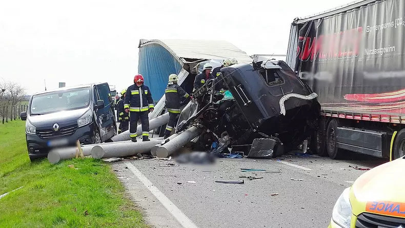accident-ungaria3