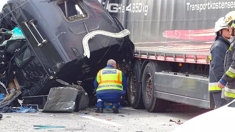 accident-ungaria5