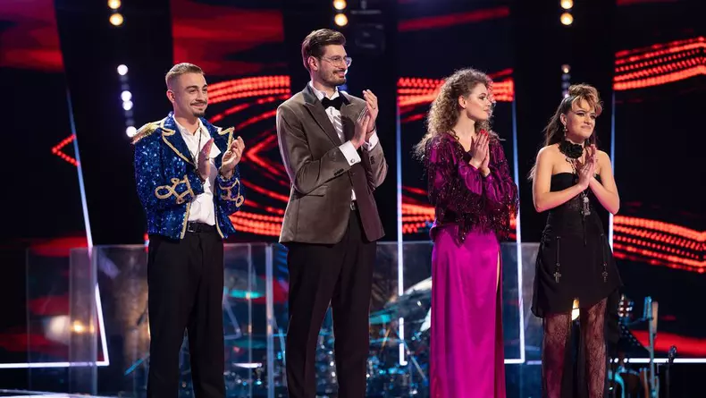 4093660207449210343264146171442517800395966n