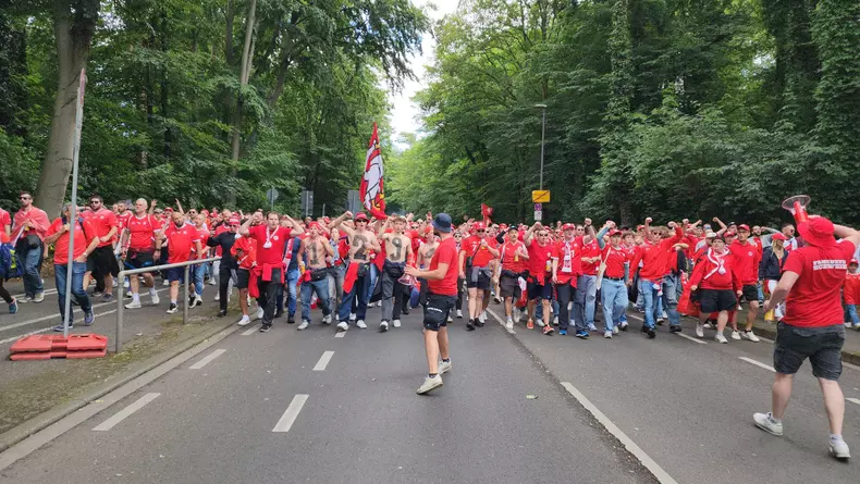 e85bcf9c-8912-4c9b-b15f-ae7766ff527c