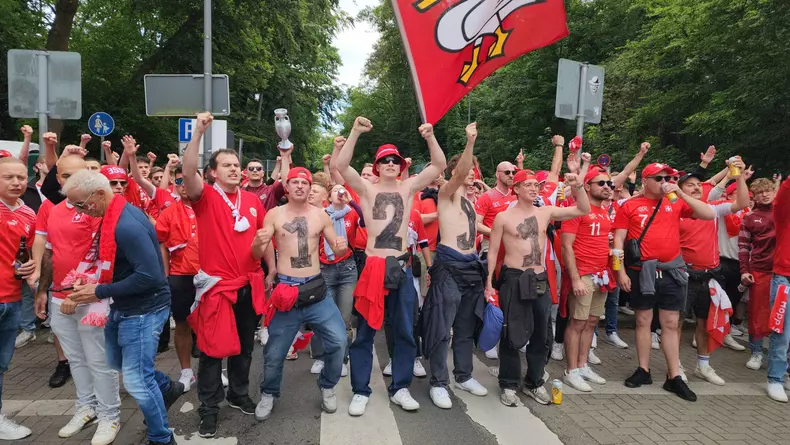 f51b7679-954a-4388-bd3c-94d9e095864a