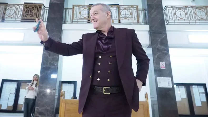 Gigi Becali imobiliare terenuri Voluntari
