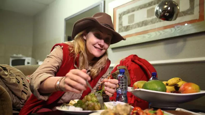 elena lasconi sunt celebru scoate-ma de aici pro tv