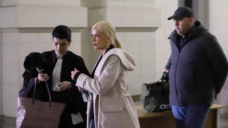 Laura Vicol si Vladimier Ciorba, la parchet. Foto. Dumitru AngelescuWhatsApp Image 2025-02-05 at 22.03.34