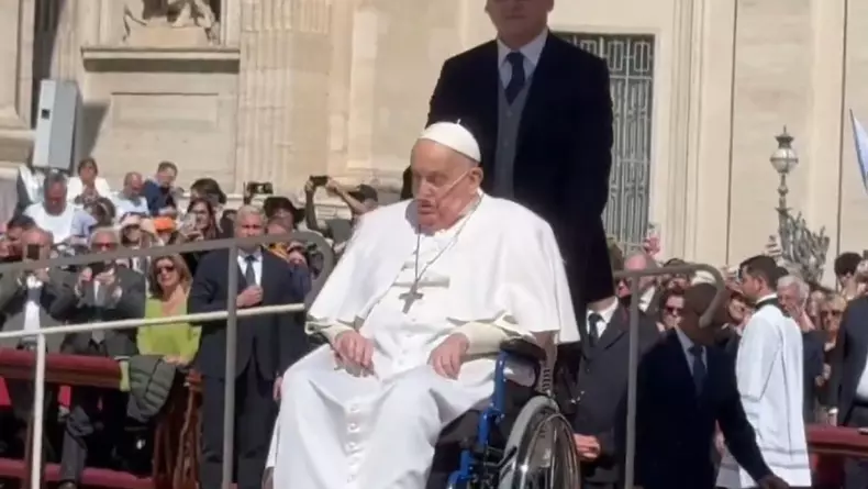 Papa Francisc apariție publică
