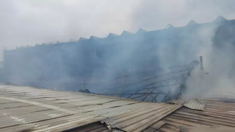 incendiu depozit sector 6 (10)